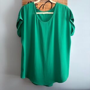 Pleione Vibrant Green Short Sleeve Flowy Women's Blouse